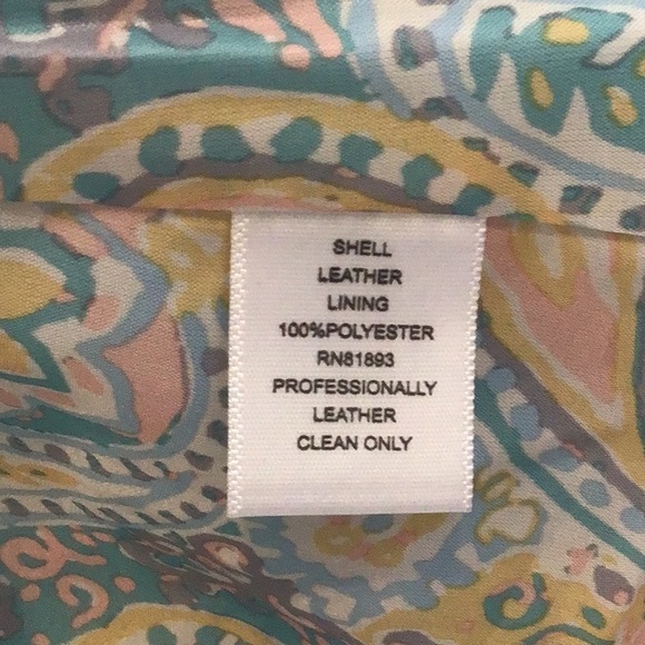 D & Co. Women’s Off White Leather Jacket - Medium NWT - Picture 5 of 7